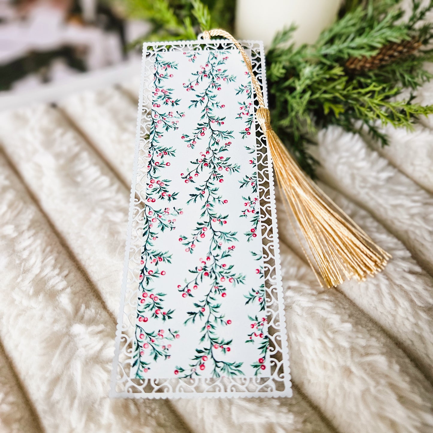 Bookmark - Victorian Holly