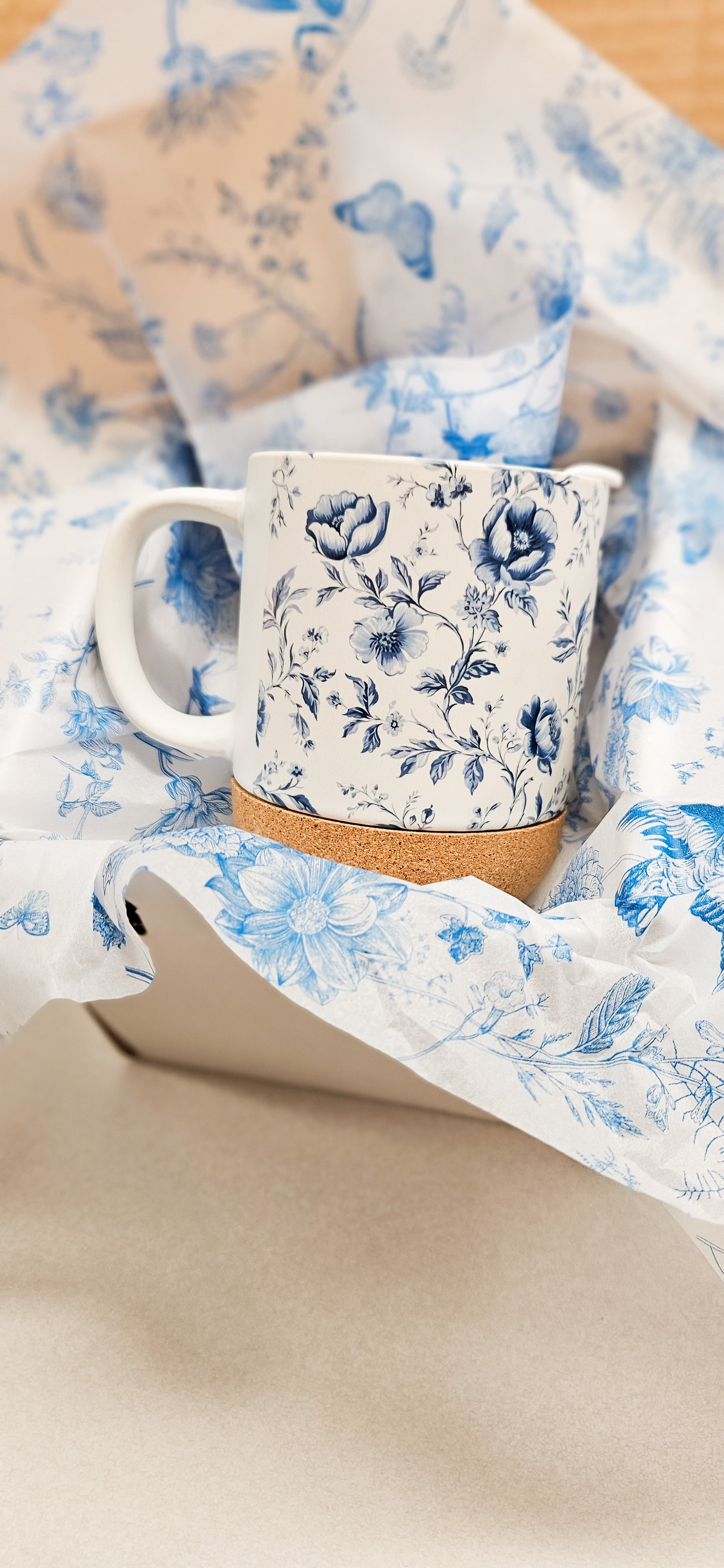 Chinoiserie Blue Toile Floral On-The-Go Travel Mug