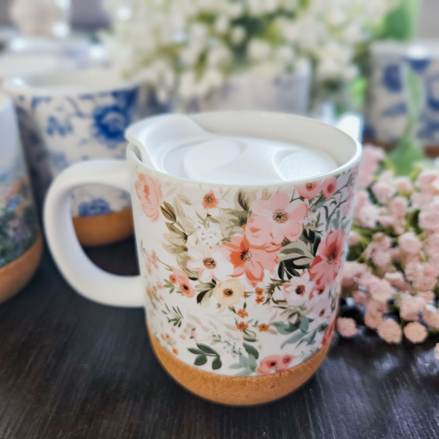 Ditsy Peach Floral On-The-Go Travel Mug