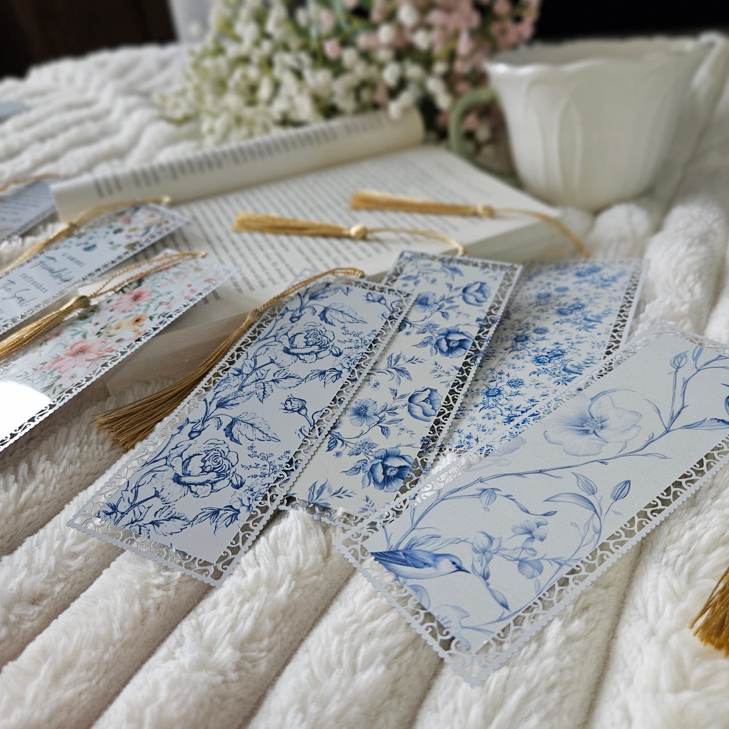 Bookmark - Chinoiserie Blue Bird Floral